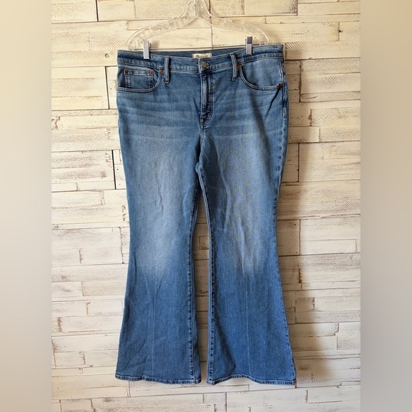 Madewell Denim - Madewell Flea Market Flare Jean boho blue denim jeans womens size 33